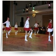 Holky vystoupeni na plese — IMG_5872.jpg